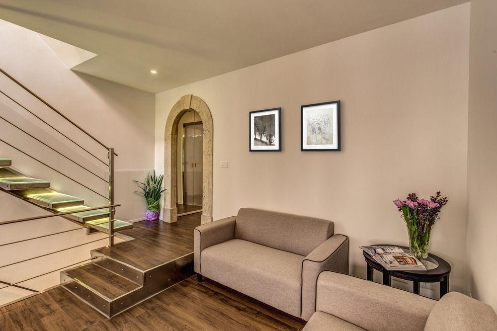 Your Suite Rome Bagian luar foto