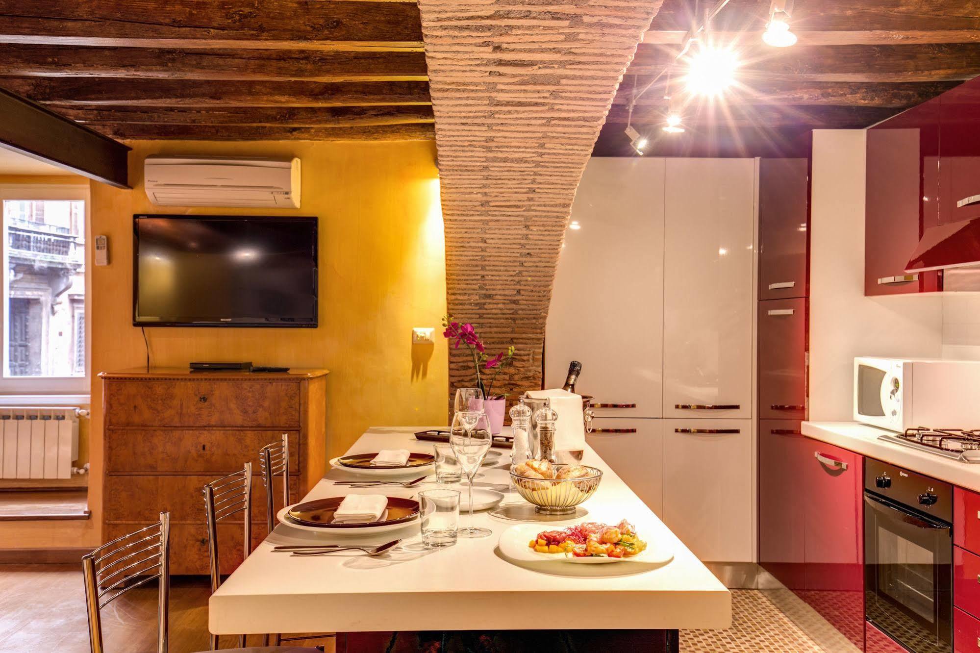 Your Suite Rome Bagian luar foto